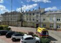 27.08.2025. Kielce. Remont dachu Świętokrzyskiego Centrum Ratownictwa Medycznego i Transportu Sanitarnego w Kielcach / Fot. ŚCRMiTS