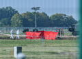 29.08.2025. Radom. Miejsce katastrofy F-16 na terenie 42. Bazy Lotnictwa Szkolnego w Radomiu. / Fot. Paweł Supernak - PAP
