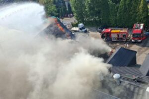 16.08.2025. Starachowice. Pożar hotelu Senator / Fot. Ratownictwo Powiatu Ostrowieckiego