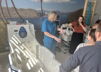 Szpital przy ulicy Prostej zaprasza na „Spotkania z położną” - Radio Kielce 01.08.2025. Kielce. Wojewódzki Szpital Zespolony. Spotkanie z cyklu „Dzień z położną” / Fot. Iwona Murawska-Bujnowicz - Radio Kielce