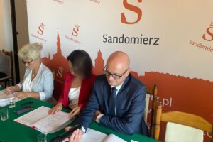 27.08.2025. Sandomierz. Sesja rady miasta / Fot. Grażyna Szlęzak - Radio Kielce