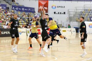 Industria w finale jubileuszowego turnieju w Opolu - Radio Kielce