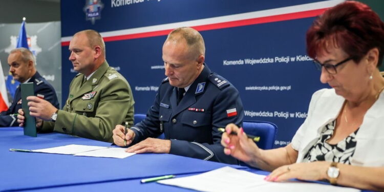 W pięciu szkołach regionu powstaną klasy mundurowe