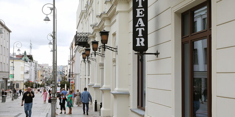 Teatr Żeromskiego stawia na współczesną polską dramaturgię - Radio Kielce Teatr Żeromskiego stawia na współczesną polską dramaturgię