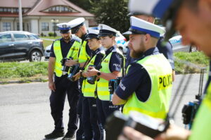 19.08.2025. Miedziana Góra. Szkolenie policjantów świętokrzyskiej drogówki z obsługi urządzeń radarowych / Fot. Wiktor Taszłow - Radio Kielce