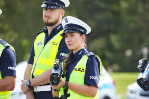 19.08.2025. Miedziana Góra. Szkolenie policjantów świętokrzyskiej drogówki z obsługi urządzeń radarowych / Fot. Wiktor Taszłow - Radio Kielce