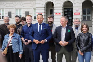 25.08.2025. Kielce. Konferencja członków byłych struktur miejskich Nowej Lewicy / Fot. Wiktor Taszłow - Radio Kielce
