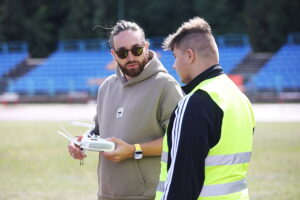 25.08.2025. Kielce. Stadion Lekkoatletyczny przy ul. Leszka Drogosza. Kurs operatora drona, zorganizowany przez OHP w Kielcach / Fot. Wiktor Taszłow – Radio Kielce