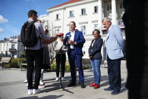 26.05.2025. Kielce. Konferencja Koalicji Obywatelskiej / Fot. Wiktor Taszłow - Radio Kielce