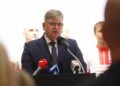 26.08.2025. Kielce. IPN. Konferencja na temat V Rajdu rowerowego z Kielc na Westerplatte oraz innych działań związanych z upamiętnieniem Westerplatczyków. Na zdjęciu: Tomasz Pleban, starosta kielecki / Fot. Wiktor Taszłow - Radio Kielce