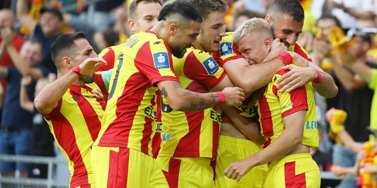08.08.2025. Kielce. Mecz 4. kolejki PKO BP Ekstraklasy Korona Kielce - Radomiak Radom / Fot. Wiktor Taszłow - Radio Kielce