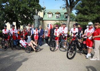 27.08.2025. Kielce. V Rajd Rowerowy z Kielc na Westerplatte / Fot. Wiktor Taszłow - Radio Kielce