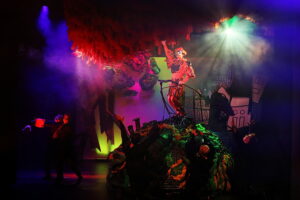 27.08.2025. Kielce. Teatr Lalki i Aktora „Kubuś”. Przedstawienie familijne "Szelmostwa Lisa Witalisa" / Fot. Wiktor Taszłow - Radio Kielce