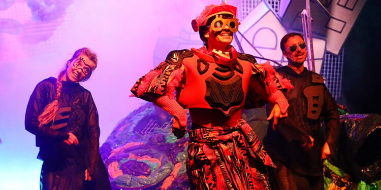 Gala i spektakl z okazji jubileuszu kieleckiego teatru