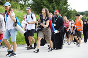 07.08.2025. Lisów. Piesza pielgrzymka na Jasną Górę / Fot. Wiktor Taszłow - Radio Kielce
