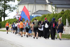07.08.2025. Lisów. Piesza pielgrzymka na Jasną Górę / Fot. Wiktor Taszłow - Radio Kielce