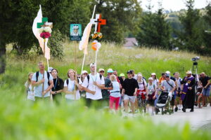 07.08.2025. Lisów. Piesza pielgrzymka na Jasną Górę / Fot. Wiktor Taszłow - Radio Kielce