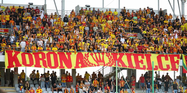 Awans Korony. Przychody coraz wyższe