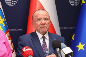 13.08.2025. Kielce. Briefing dotyczący siódmej edycji programu stypendialnego dla studentów kształcących się na kierunku lekarskim / Fot. Wiktor Taszłow - Radio Kielce