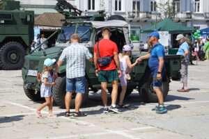 15.08.2025. Kielce. Obchody Święta Wojska Polskiego. Piknik wojskowy / Fot. Wiktor Taszłow - Radio Kielce