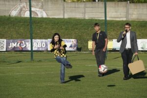 24.08.2025. Derbowy mecz 4. kolejki Betclic 3. Ligi: Naprzód Jędrzejów - KSZO 1929 Ostrowiec Świętokrzyski / Fot. Adrian Karwat – Radio Kielce