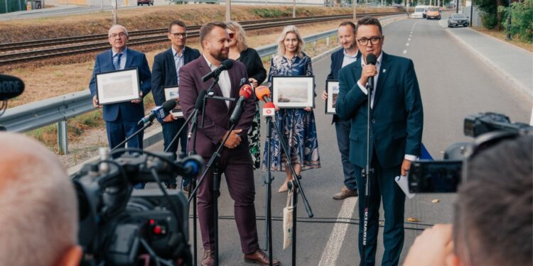 27.08.2025. Starachowice. Zakończyła się przebudowa układu komunikacyjnego w Starachowicach Zachodnich / Fot. Piotr Babicki - Facebook