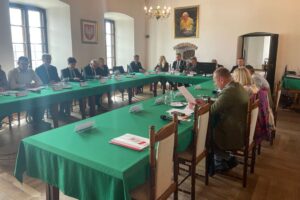 27.08.2025. Sandomierz. Sesja rady miasta / Fot. Grażyna Szlęzak - Radio Kielce