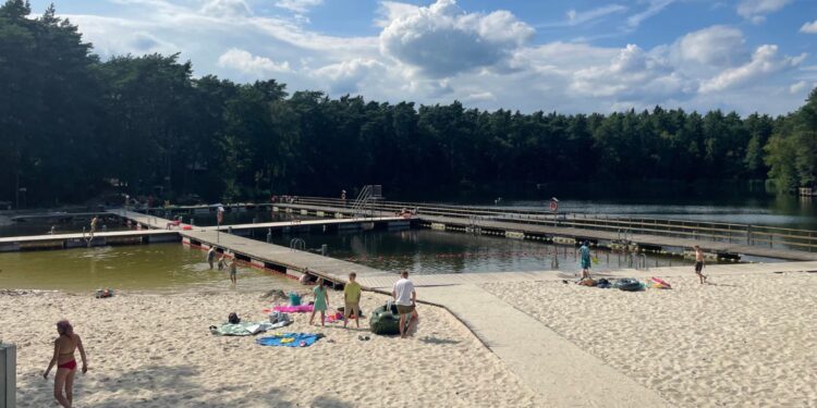 Uzdrowisko nad jeziorami? - Radio Kielce 02.08.2025. Golejów. Kąpielisko / Fot. Grażyna Szlęzak - Radio Kielce
