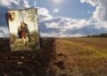 Święty Roch w ludowej tradycji nie tylko zapowiada zbiory, ale i pogodę na jesień. / Fot. Canva