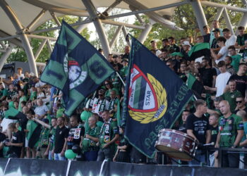 09.08.2025. Starachowice. Betclic III liga: Star - Cracovia II. Inauguracja nowego stadionu / Fot. Kamil Król - Radio Kielce