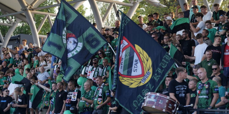 09.08.2025. Starachowice. Betclic III liga: Star - Cracovia II. Inauguracja nowego stadionu / Fot. Kamil Król - Radio Kielce