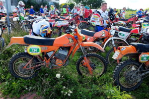 Piekoszów. Motocykle enduro vintage - Radio Kielce
