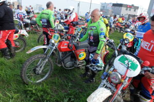 Piekoszów. Motocykle enduro vintage - Radio Kielce