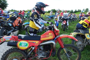 Piekoszów. Motocykle enduro vintage - Radio Kielce
