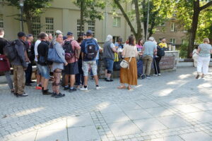 Potrzebujący skorzystali z kolejnej edycji "Zupy na skwerze" - Radio Kielce