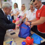 Sukces akcji „Tornister pełen uśmiechów" - Radio Kielce