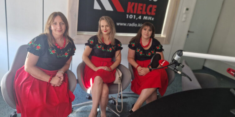 Gospodynie i gospodarze z Klimontówka z wizytą w Radiu Kielce - Radio Kielce
