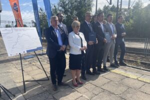 08.08.2025. Tarnobrzeg. Konferencja prasowa nt. modernizacji linii nr 25, 74 i 78 / Fot. Grażyna Szlęzak-Wójcik - Radio Kielce