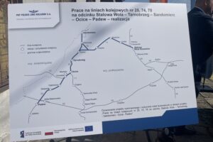 08.08.2025. Tarnobrzeg. Konferencja prasowa nt. modernizacji linii nr 25, 74 i 78 / Fot. Grażyna Szlęzak-Wójcik - Radio Kielce