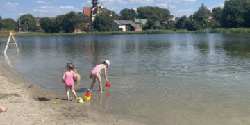 Kąpiel w tym zalewie może skończyć się skórną wysypką
