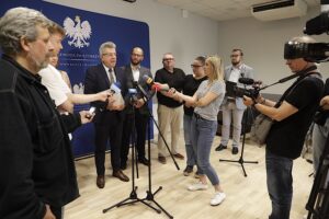 04.08.2025. Kielce. Przekazanie finasowania dla organizacji pozarządowych / Fot. Jarosław Kubalski - Radio Kielce