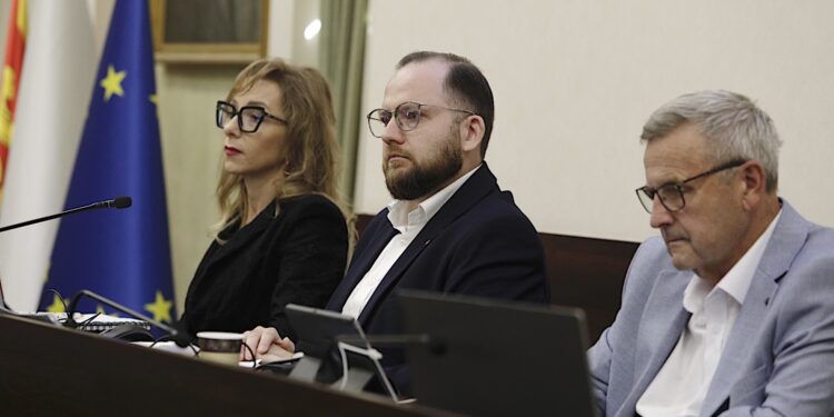 Czy będzie rewolucja w kieleckiej radzie miasta? - Radio Kielce 28.08.2025. Kielce. Sesja Rady Miasta Kielce / Fot. Jarosław Kubalski - Radio Kielce