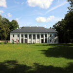 Wiśniowa. Park oraz Pałac Kołłątajów w Wiśniowej / Fot. staszow.pl
