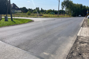 07.08.2025. Masłów. Ulica Lotnicza. Remont drogi / Fot. Wiktor Taszłow - Radio Kielce