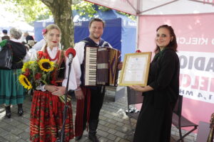 Serce folkloru bije w Chmielniku - Radio Kielce