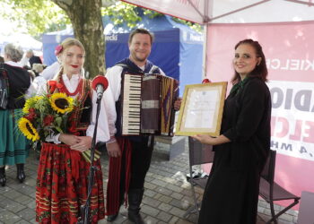 03.08.2025 Chmielnik.  Powiatowy Przegląd Zespołów Folklorystycznych / Fot. Jarosław Kubalski - Radio Kielce