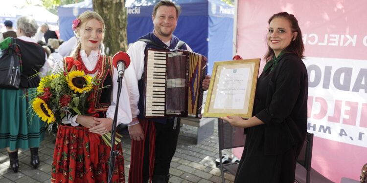 03.08.2025 Chmielnik.  Powiatowy Przegląd Zespołów Folklorystycznych / Fot. Jarosław Kubalski - Radio Kielce