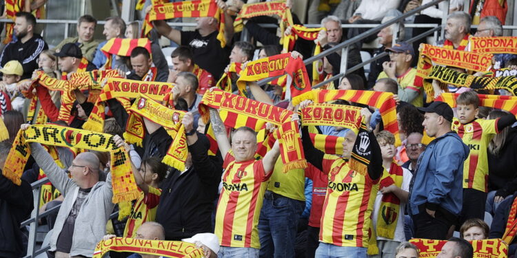 23.08.2025 Kielce. Mecz Korona Kielce - Motor Lublin. Kibice / Fot. Jarosław Kubalski - Radio Kielce