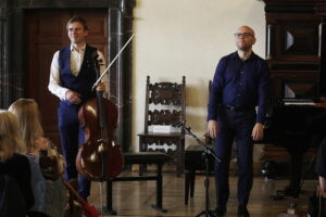 Duet w Dawnym Pałacu Biskupów Krakowskich - kolejna odsłona „Chopinowskich inspiracji” - Radio Kielce