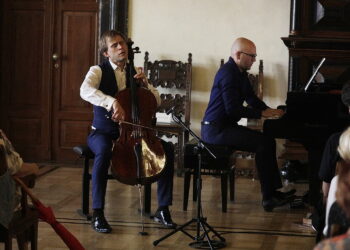 23.08.2025 Kielce. Koncert z cyklu "Chopinowskie inspiracje". Marcin Zdunik i Paweł Wakarecy / Fot. Jarosław Kubalski - Radio Kielce